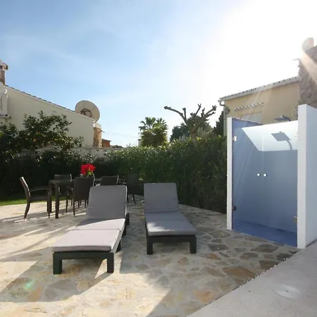 Villa T 1118 Casa Blanca *